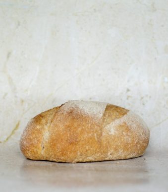 broodhuiststolletje-lichtvolkoren-vloerbrood-01